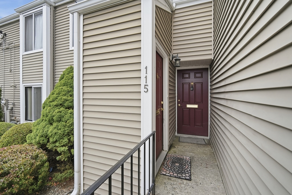 113 Nassau Drive, Unit 113 Springfield, MA 01129 - Photo 1 of 28