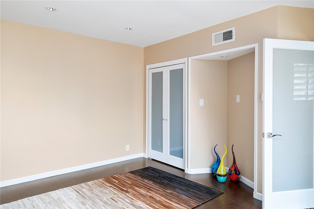 4137 Terraza Drive Los Angeles, CA 90008 - Photo 19 of 23