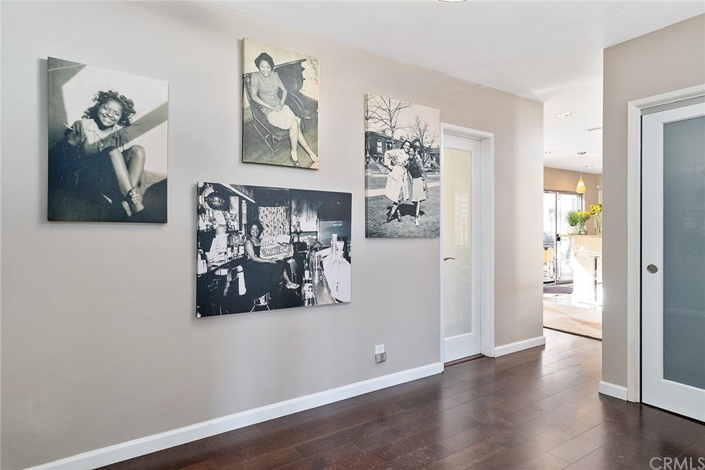 4137 Terraza Drive Los Angeles, CA 90008 - Photo 3 of 23