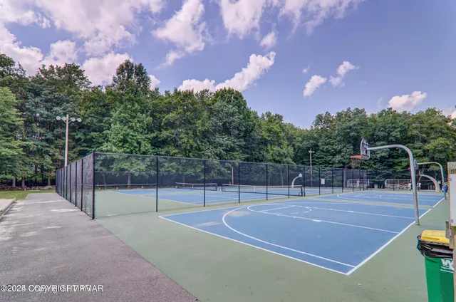 a view of a entertaining space