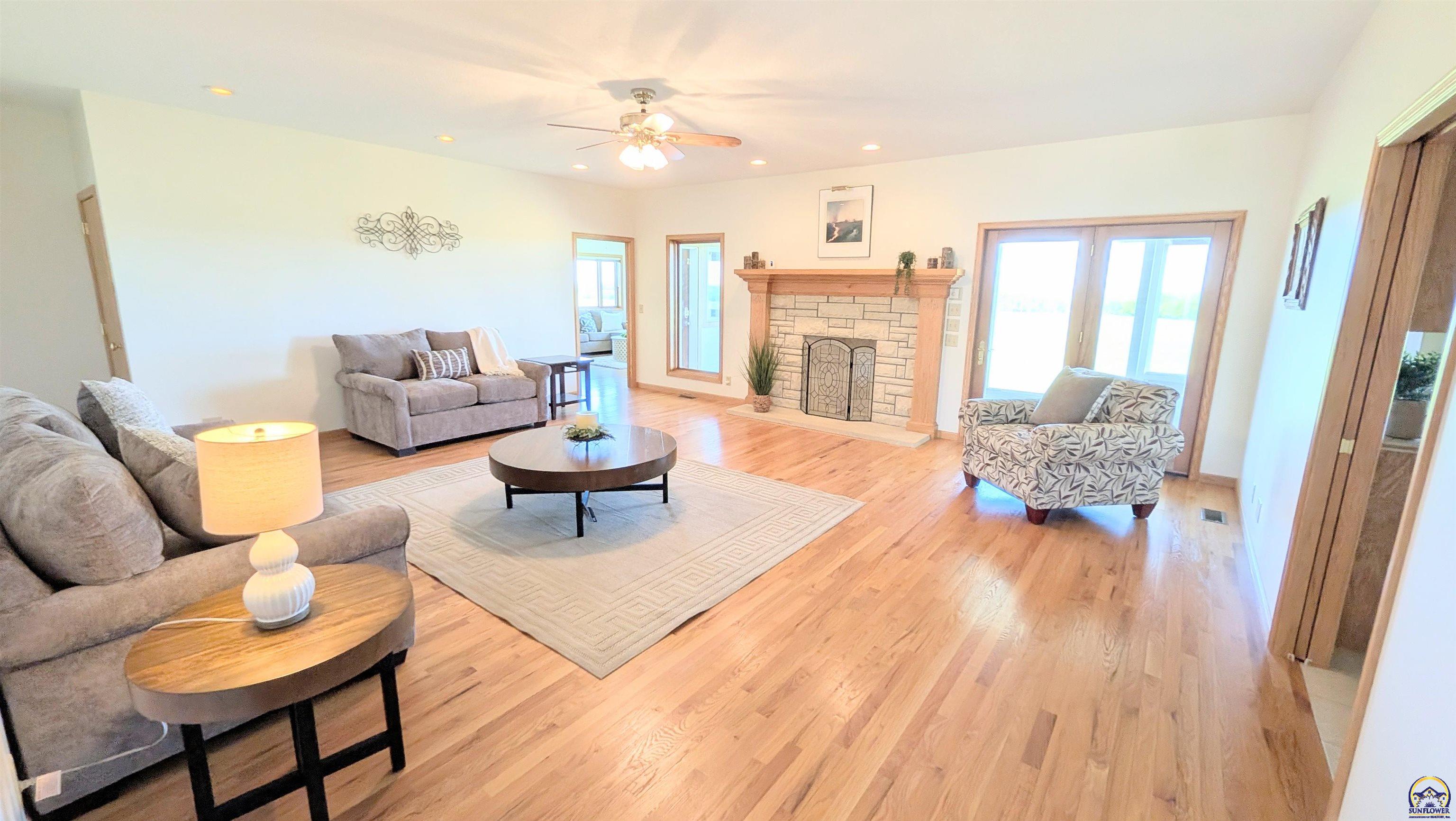 2580 Yy Road Emporia, KS 66801 - Photo 16 of 91