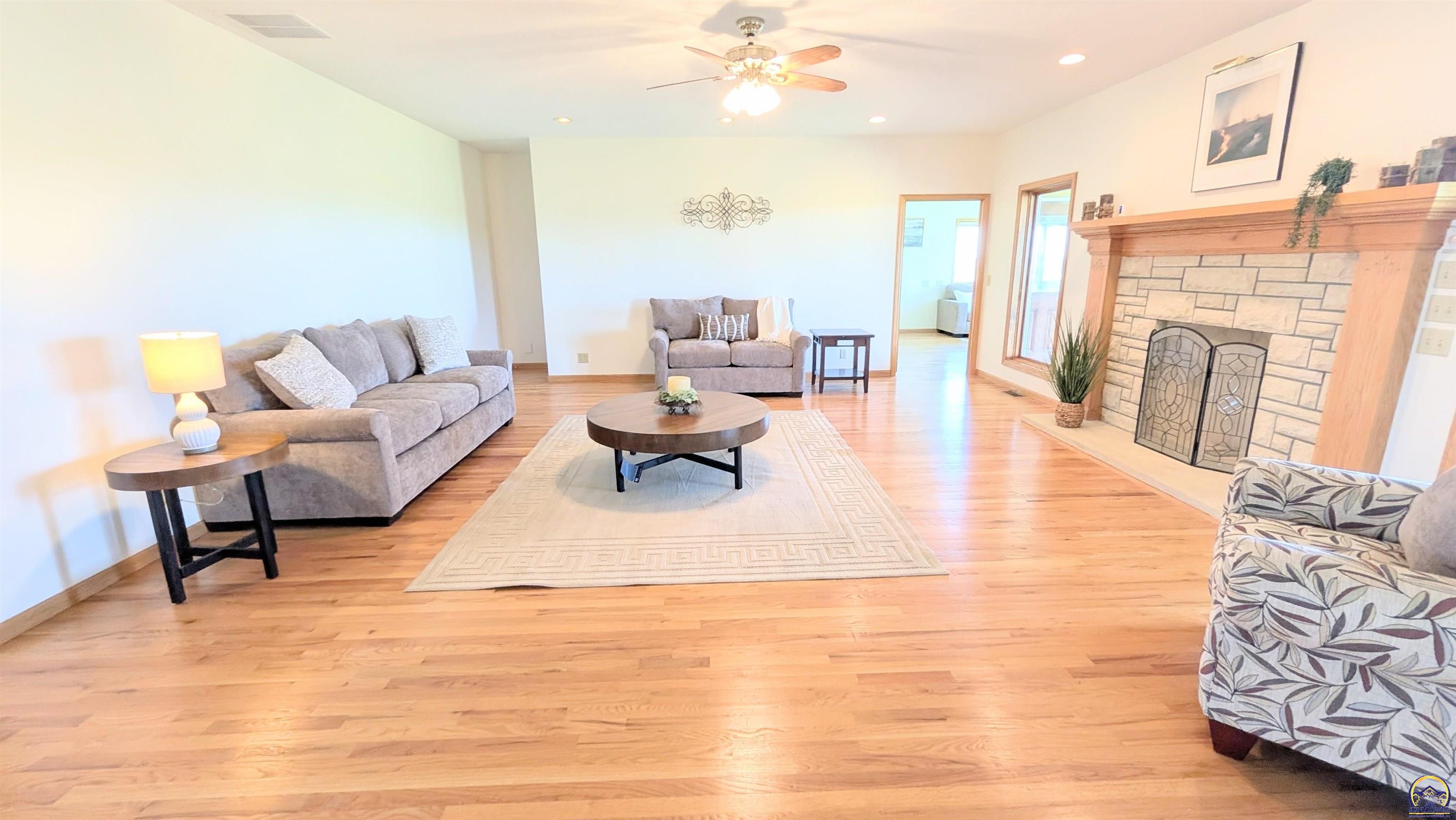 2580 Yy Road Emporia, KS 66801 - Photo 17 of 91