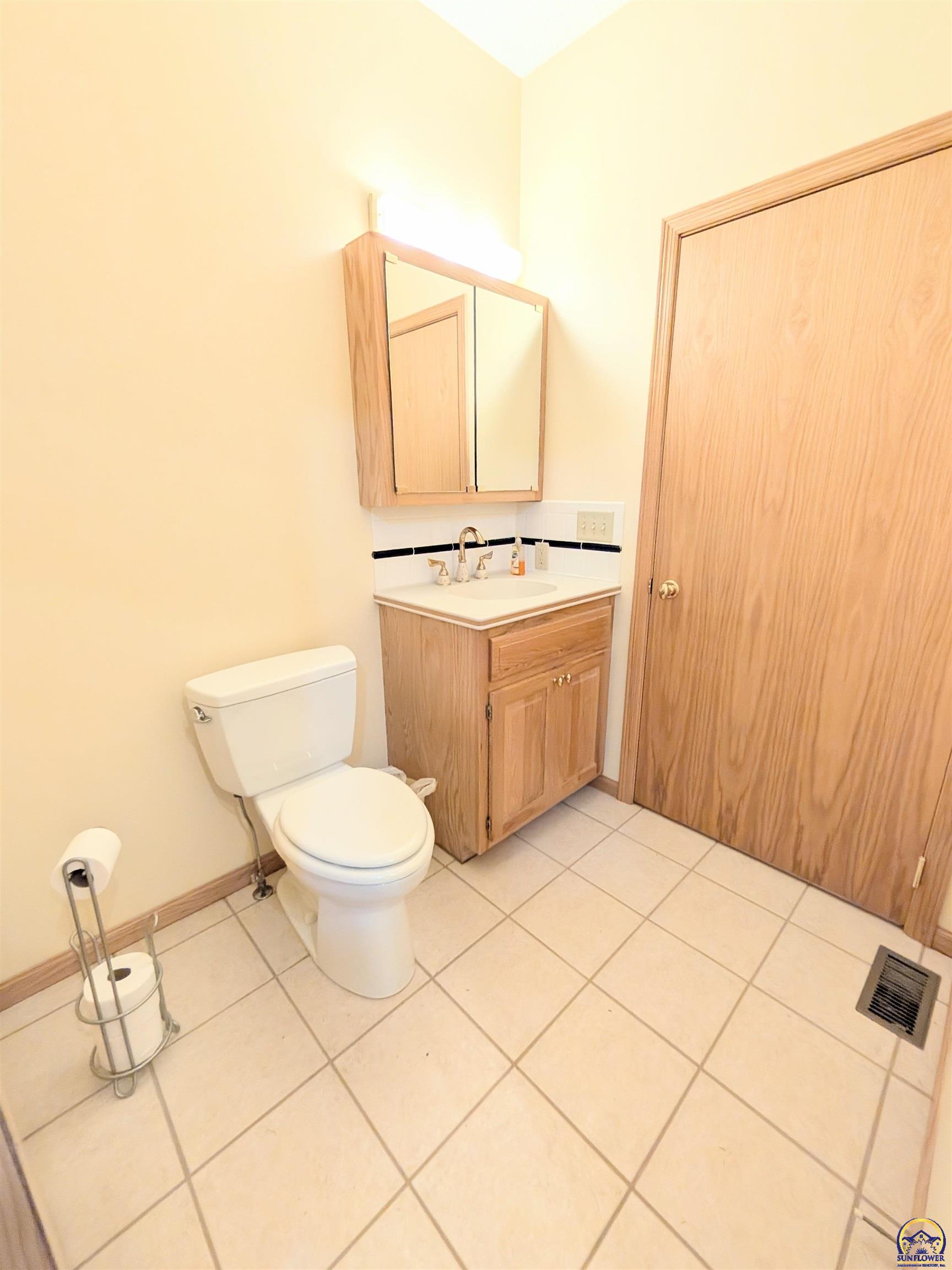 2580 Yy Road Emporia, KS 66801 - Photo 47 of 91