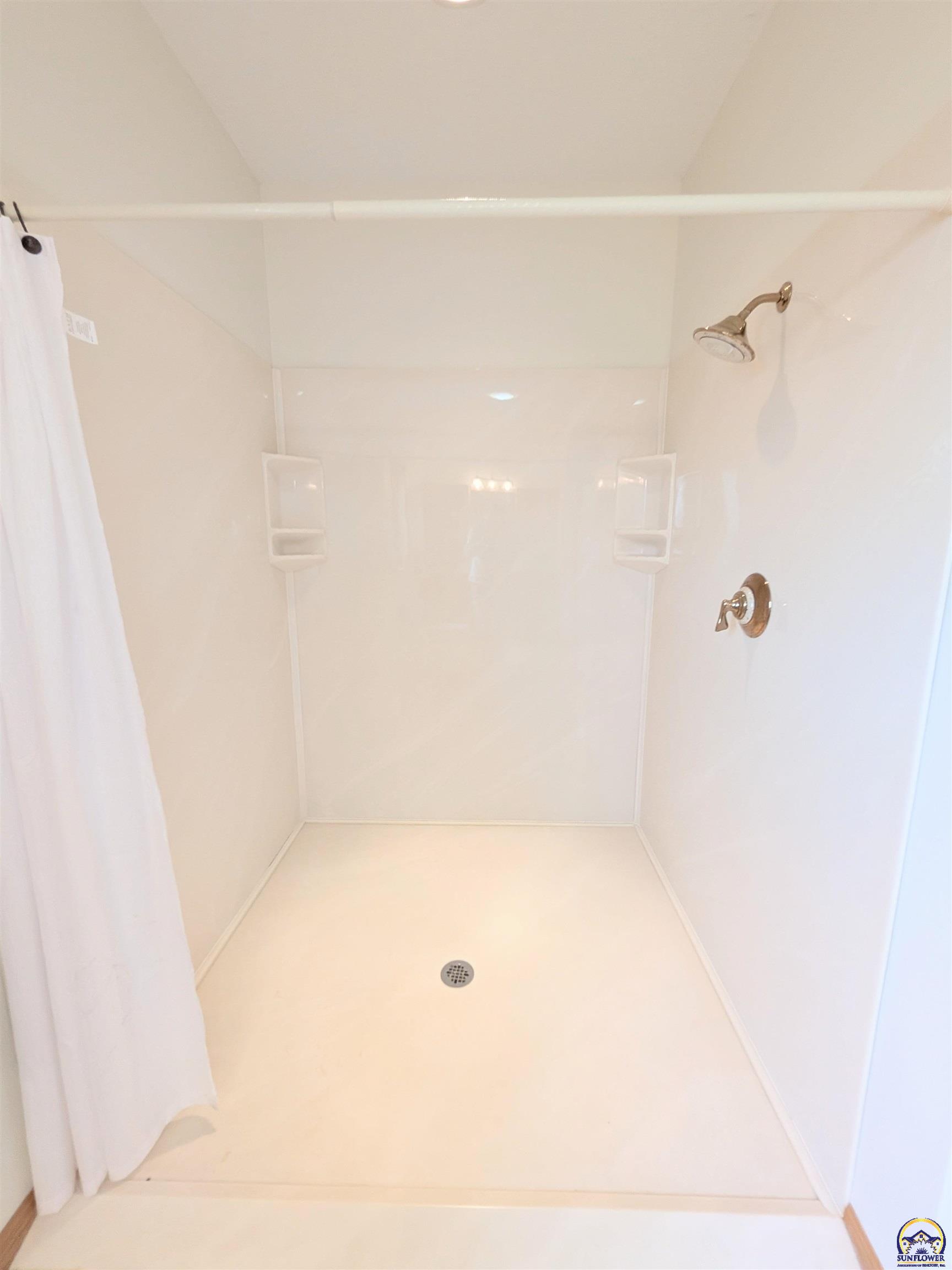 2580 Yy Road Emporia, KS 66801 - Photo 66 of 91