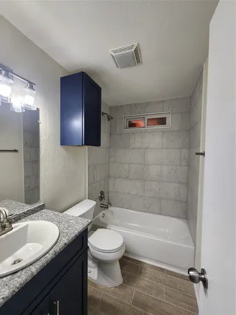 $1,425 | 2107 Old W Place, Unit B, Round Rock, TX 78681