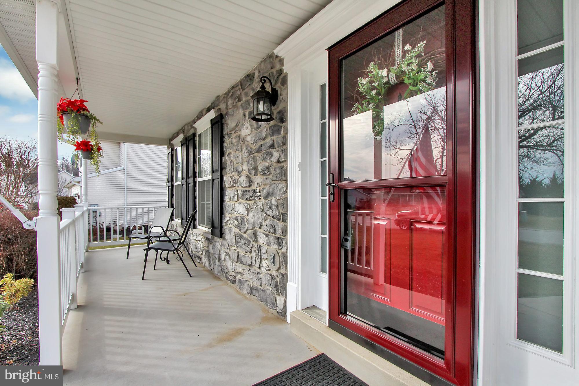256 Runningboard Road Stewartstown, PA 17363 - Photo 2 of 38 Gallery Image 2