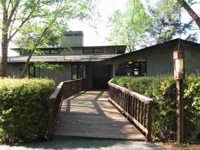 2028 Westview Point Seneca, SC 29672 - Photo 2 of 25 Gallery Image 2