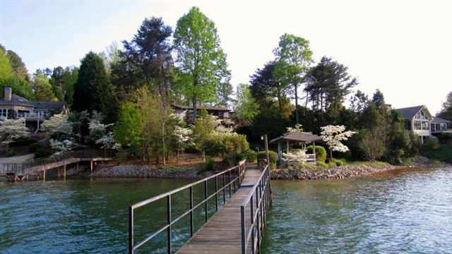 2028 Westview Point Seneca, SC 29672 - Photo 3 of 25 Gallery Image 3