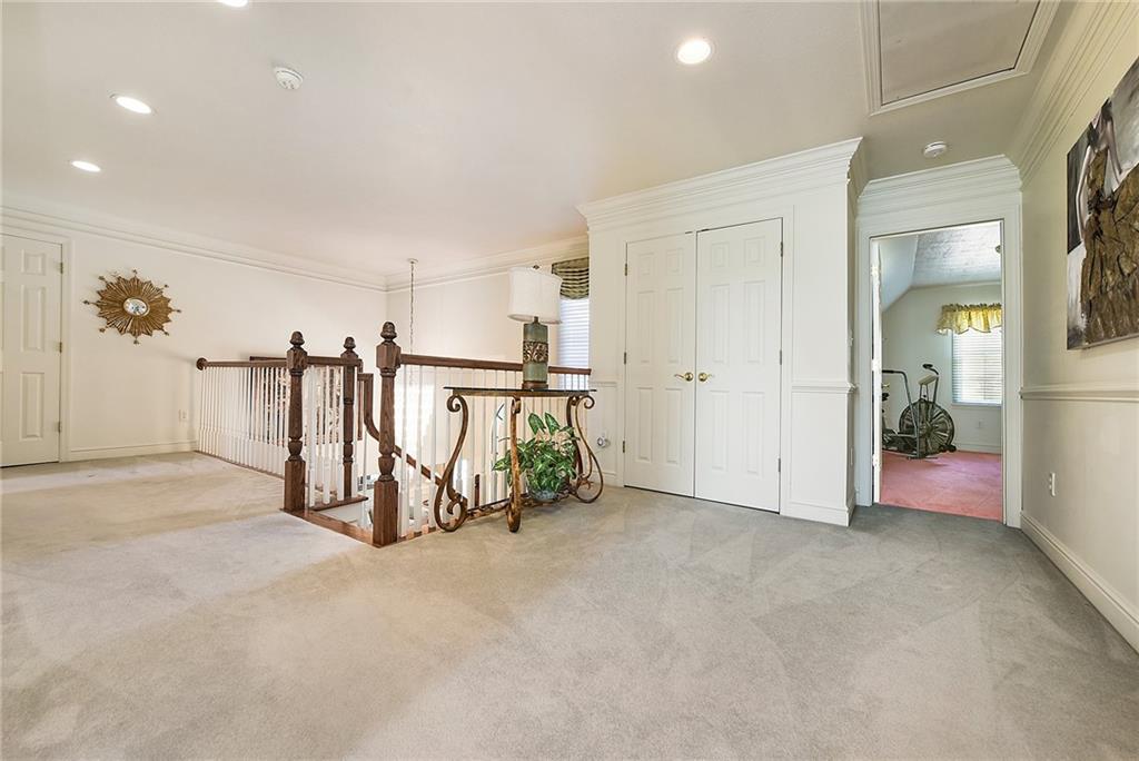 1612 Cook School Road Pittsburgh, PA 15241 - Photo 16 of 24 Gallery Image 16