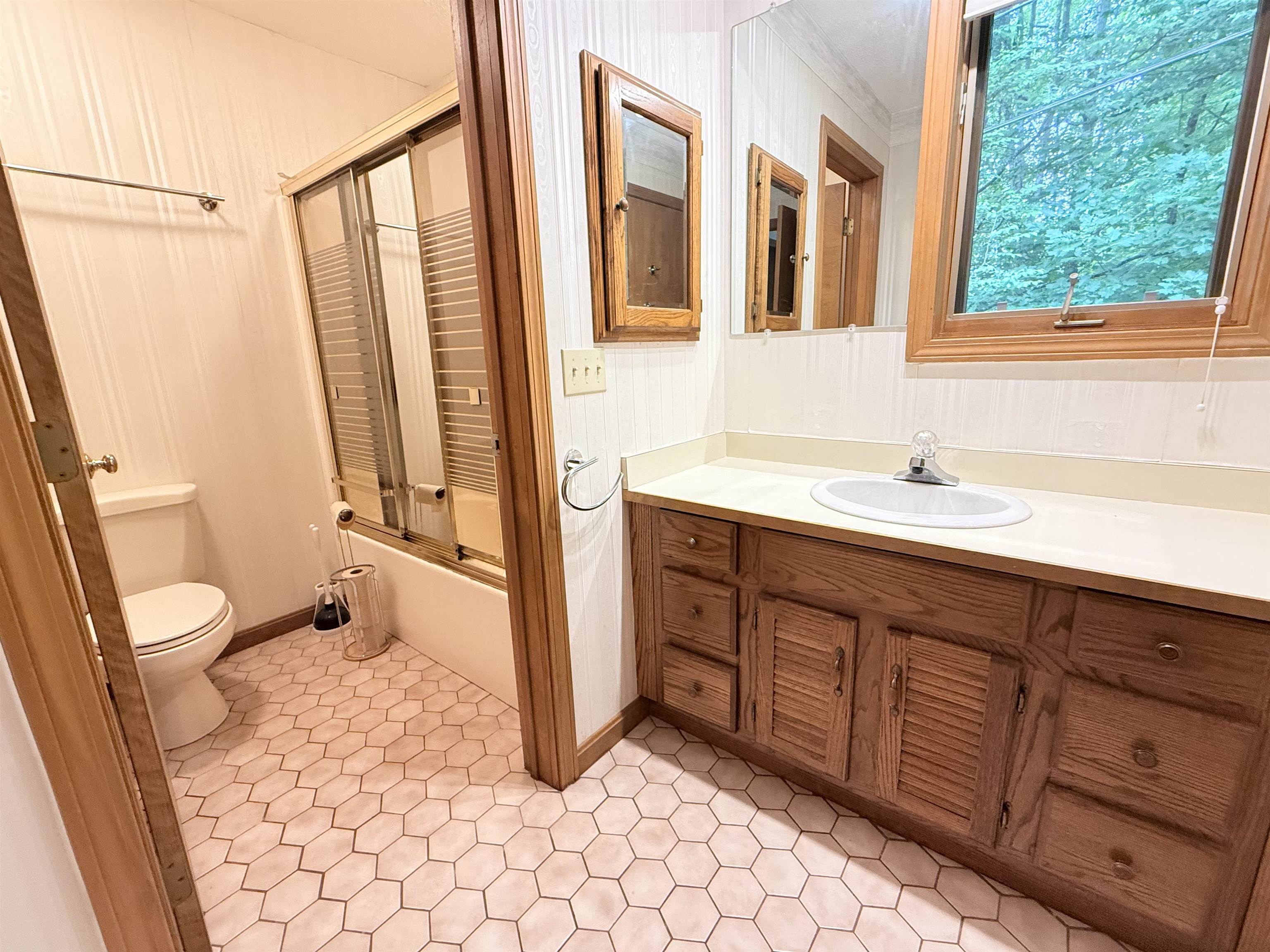 23 Robin Way Brattleboro, VT 05301 - Photo 13 of 24