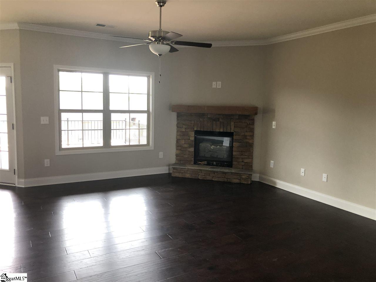 706 West Dateria Way Inman, SC 29349 - Photo 3 of 6
