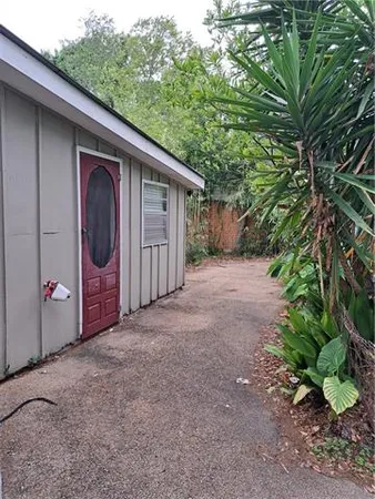$2,000 | 1120 Eighth Street, New Orleans, LA 70115