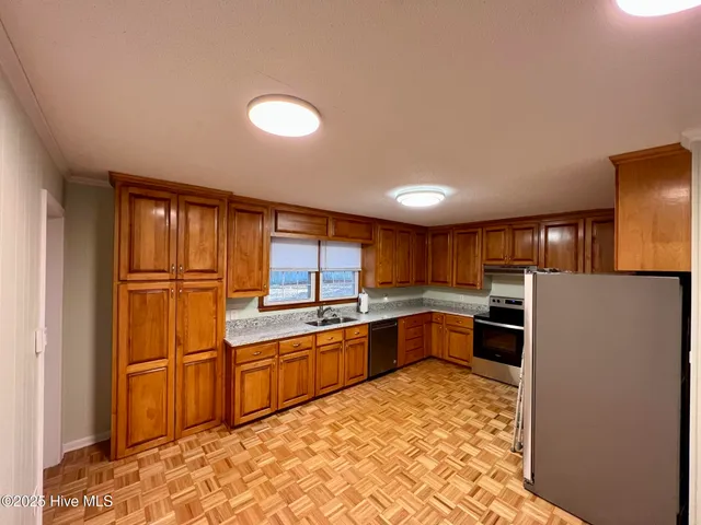 $410,000 | 645 North Page Street, Southern Pines, NC 28387