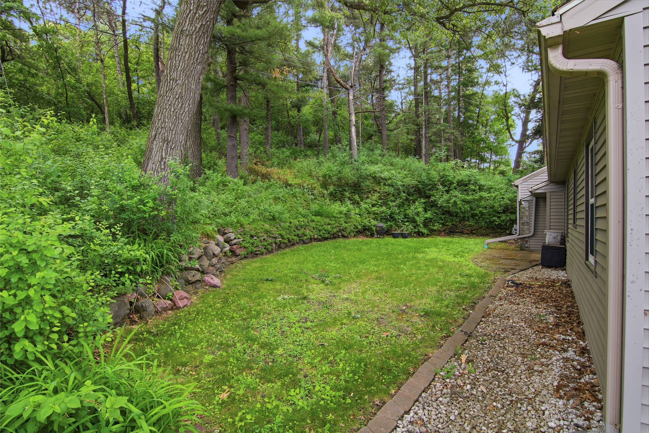 2715 Rudolph Road Eau Claire, WI 54701 - Photo 26 of 38