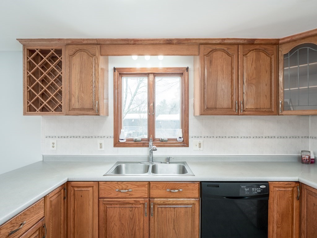 2 Cummings Road Tyngsborough, MA 01879 - Photo 7 of 39 Gallery Image 7