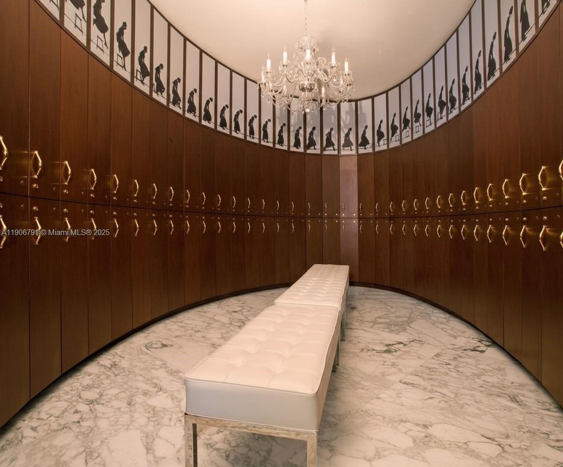 485 Brickell Avenue, Unit 3607 Miami, FL 33131 - Photo 34 of 36 a view of entryway