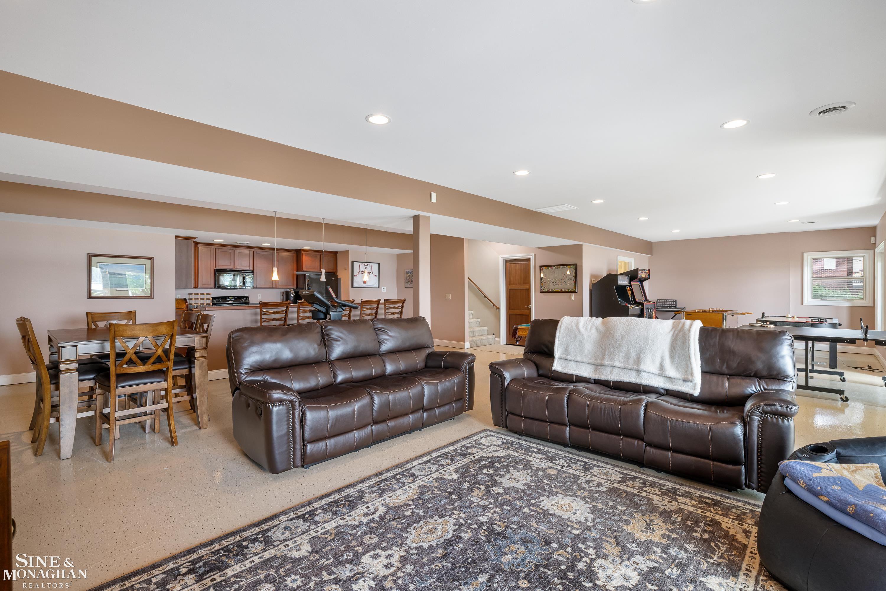 950 North Riverside Avenue St. Clair, MI 48079 - Photo 46 of 99 50179999-01d931cc-1b8a-4c39-94c5-cf44a66b8646.JPG