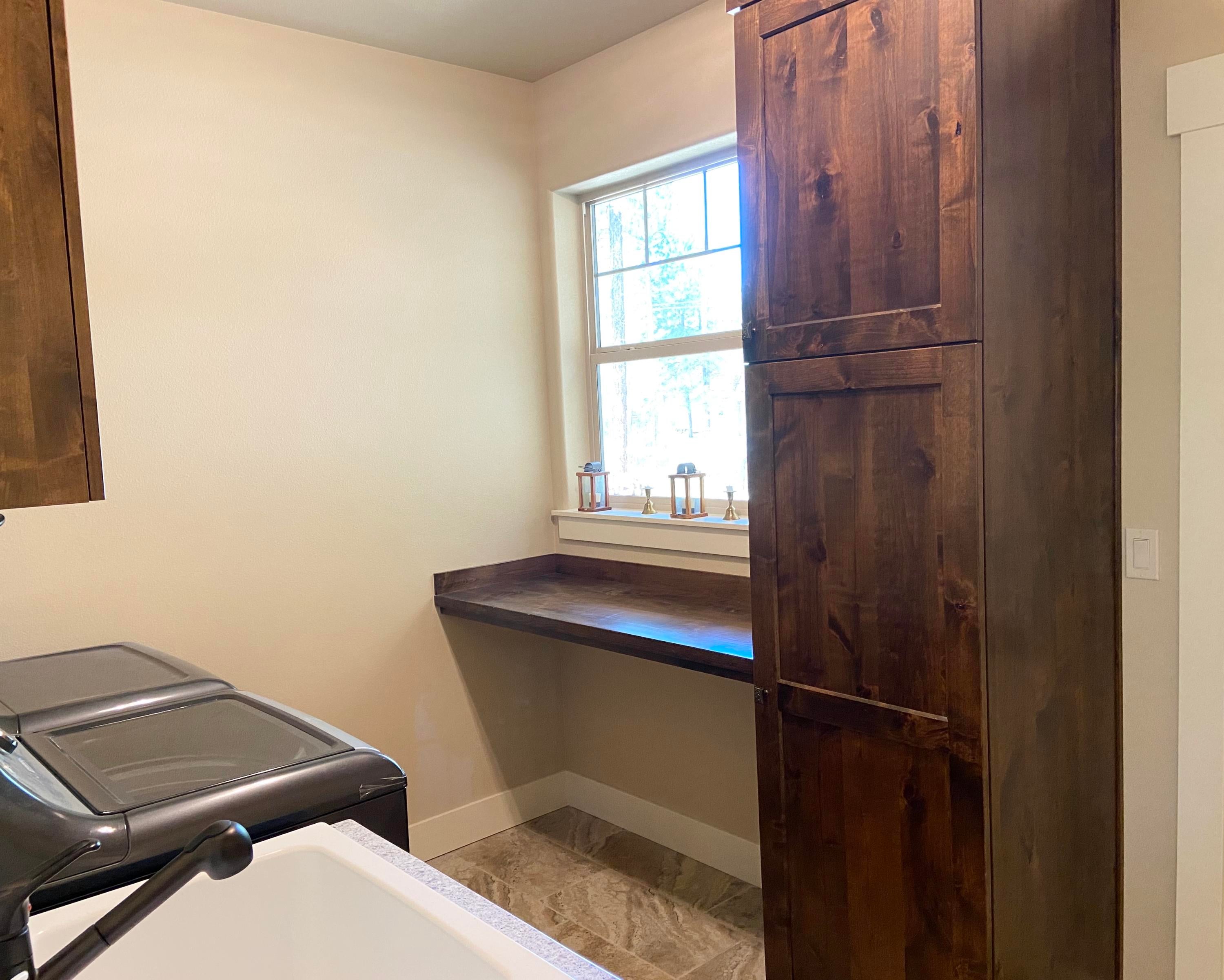 17141 Norwalk Road Bend, OR 97707 - Photo 13 of 17 Utility room