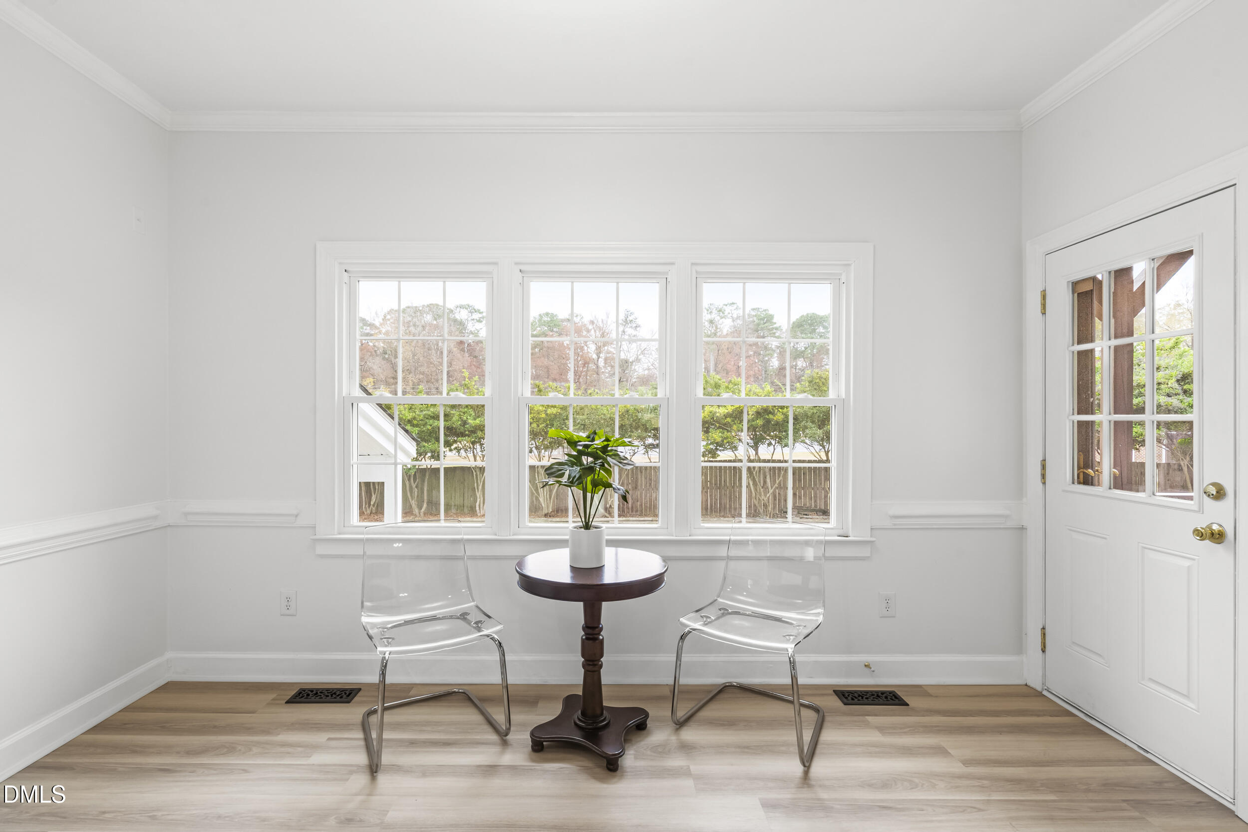 1213 Buxton Road Northwest Wilson, NC 27896 - Photo 14 of 36 a living room with furniture and a window