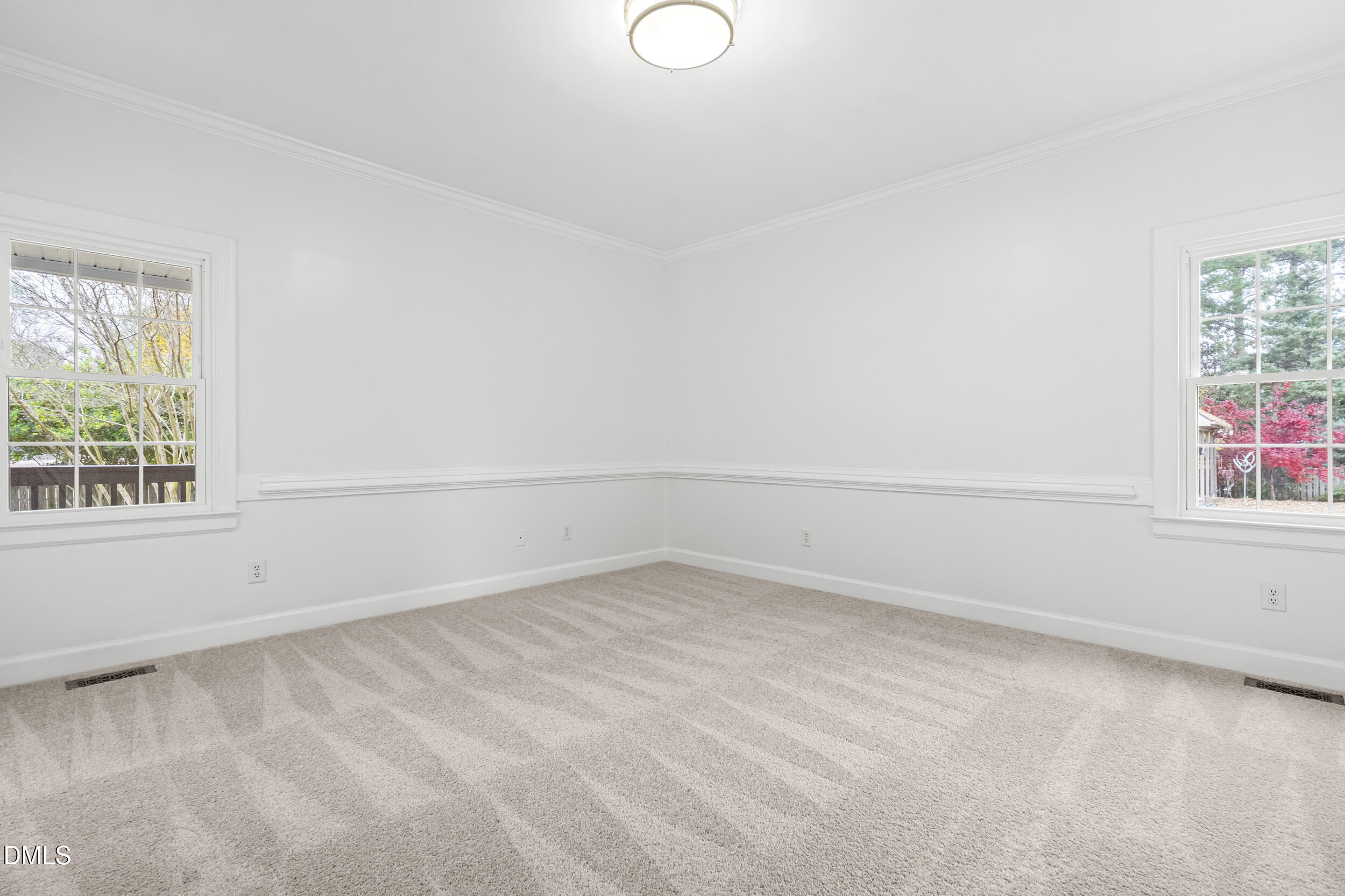 1213 Buxton Road Northwest Wilson, NC 27896 - Photo 19 of 36 an empty room with a window