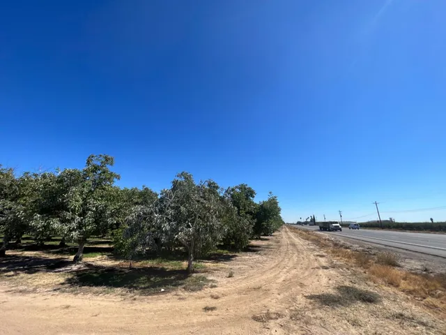 a view of outdoor space with mountain view