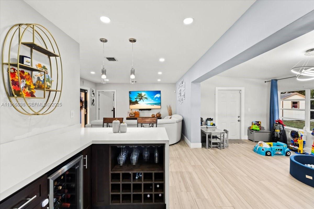 17121 Northwest 82nd Avenue Hialeah, FL 33015 - Photo 10 of 29 a very nice looking room with a large window