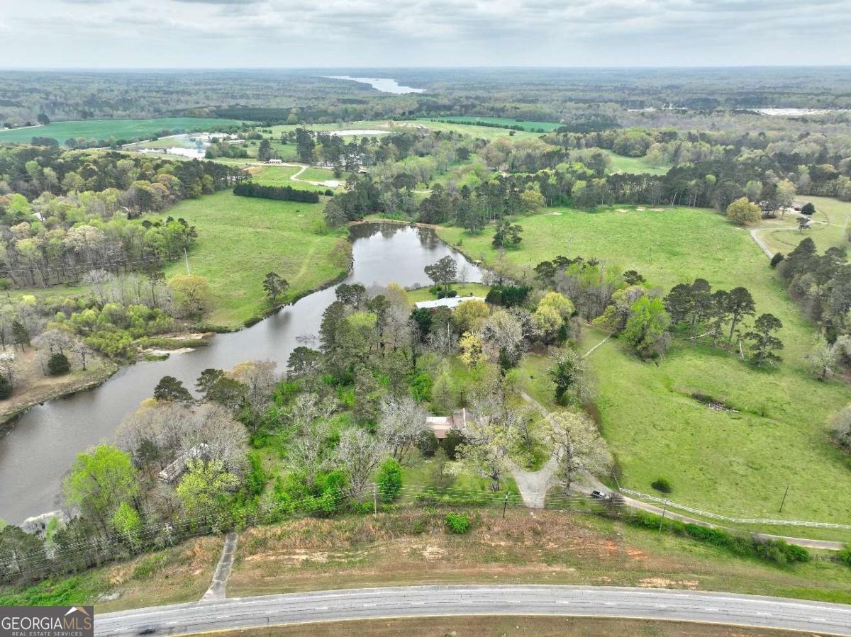 3571 Highway 20 Hampton, GA 30228 - Photo 10 of 35 a view of a city with ocean view