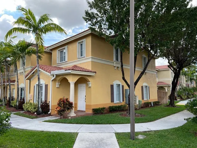 $3,500 | 8330 Northwest 107th Place, Unit 721, Doral, FL 33178