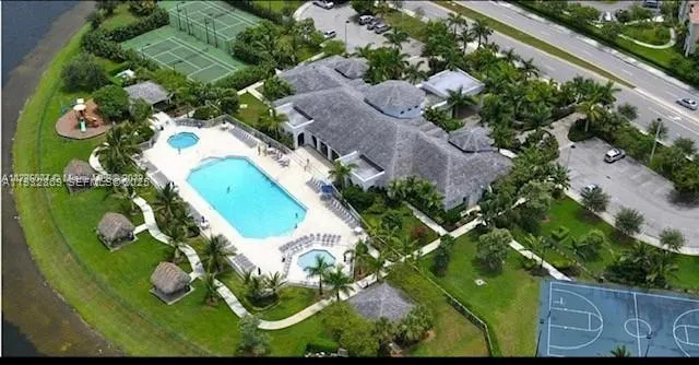 $3,500 | 8330 Northwest 107th Place, Unit 721, Doral, FL 33178