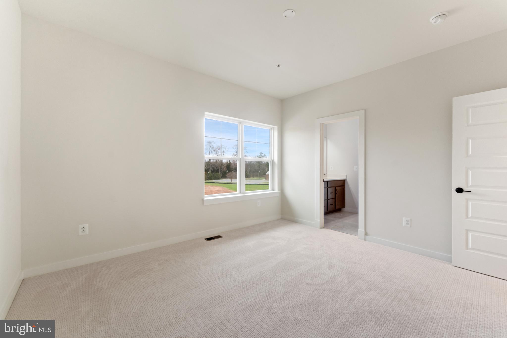 17100 Evans Way Poolesville, MD 20837 - Photo 13 of 18