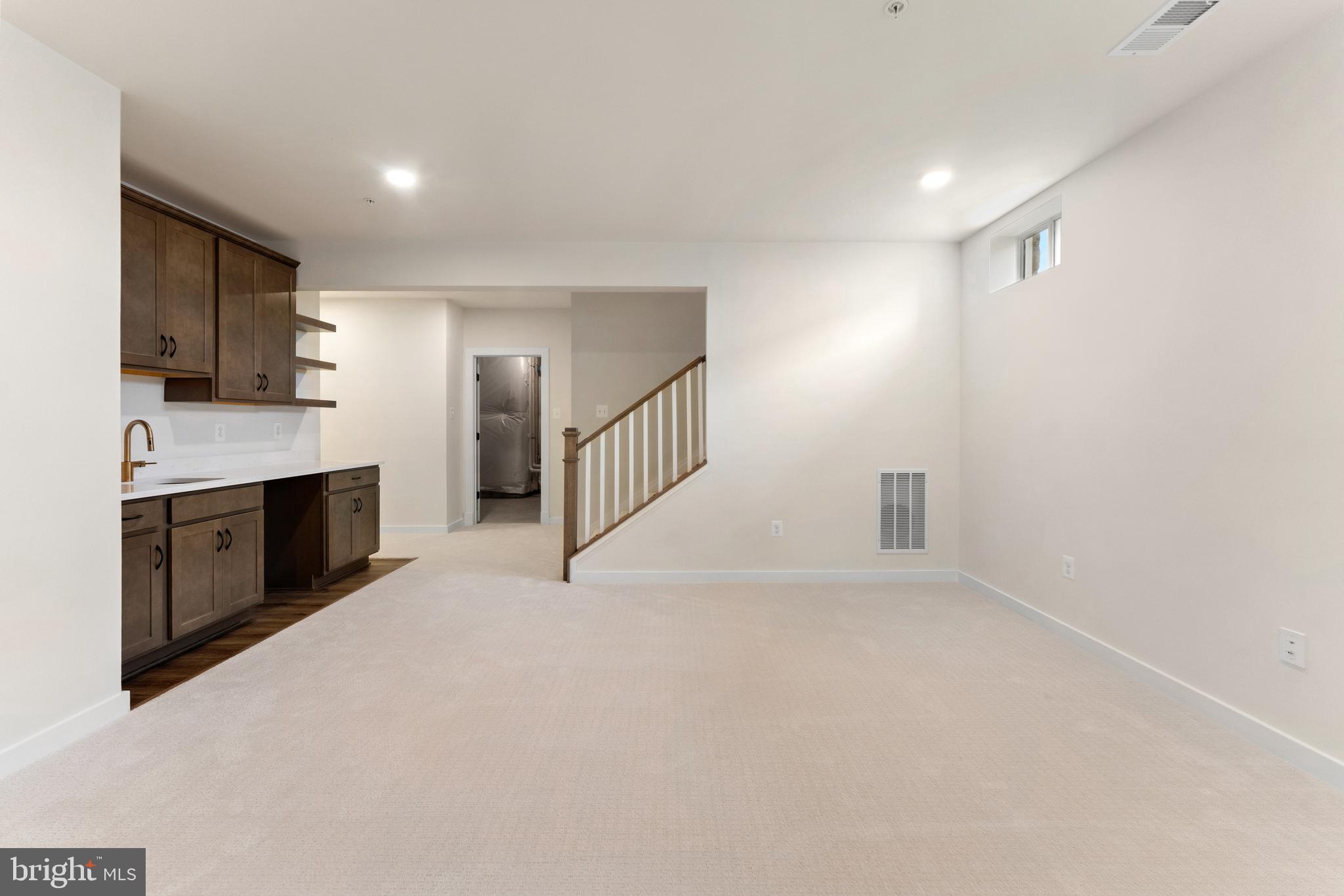 17100 Evans Way Poolesville, MD 20837 - Photo 16 of 18