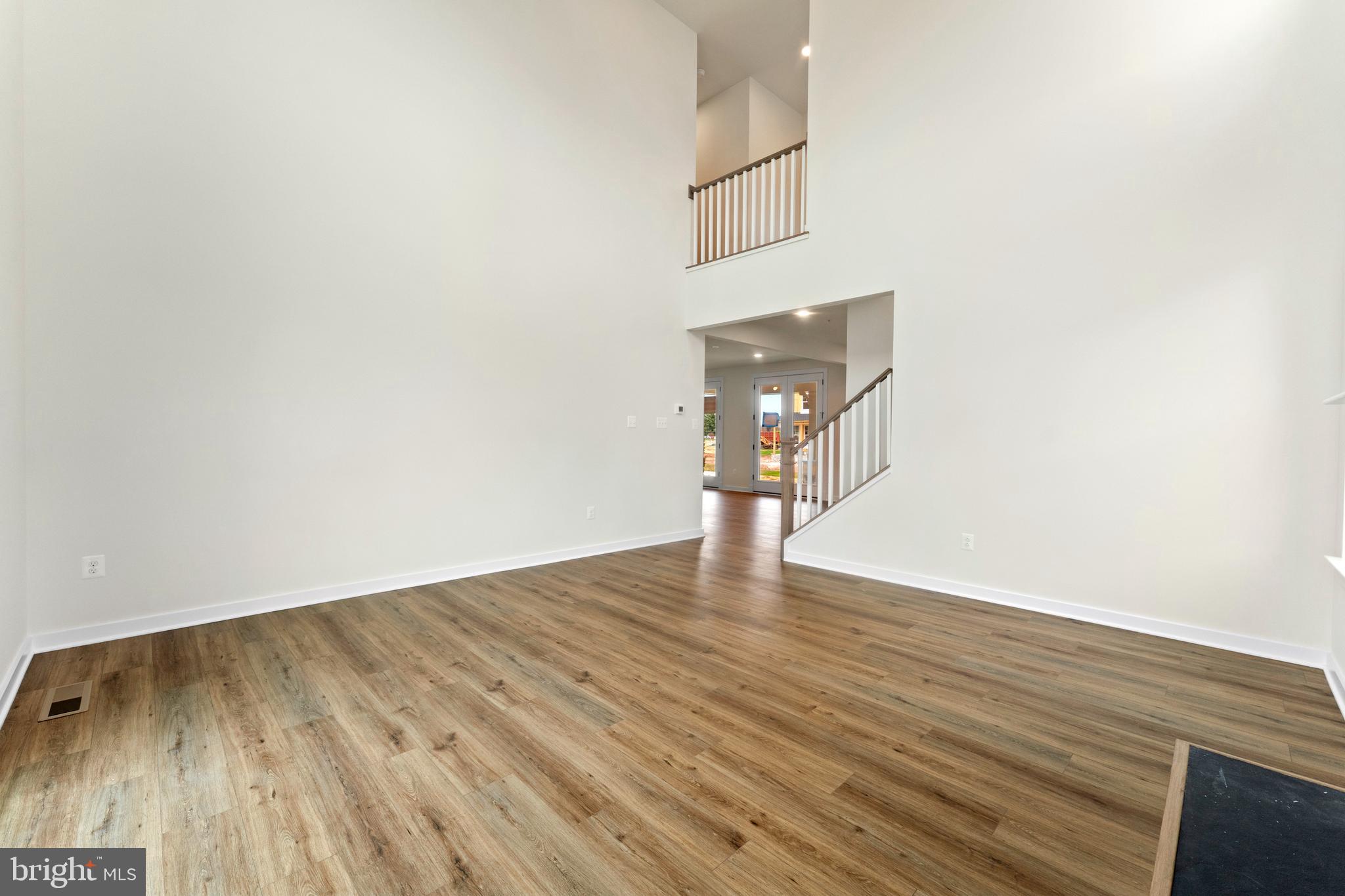 17100 Evans Way Poolesville, MD 20837 - Photo 8 of 18