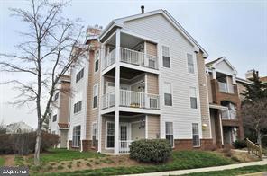 20958 Timber Ridge Terrace, Unit 203 Ashburn, VA 20147 - Photo 2 of 18 CLEAN BULIDINGS