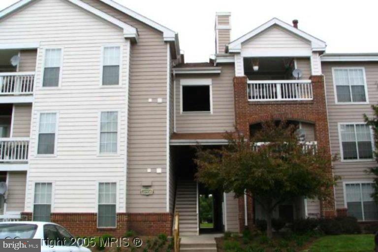 20958 Timber Ridge Terrace, Unit 203 Ashburn, VA 20147 - Photo 3 of 18