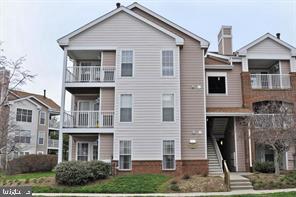 20958 Timber Ridge Terrace, Unit 203 Ashburn, VA 20147 - Photo 4 of 18