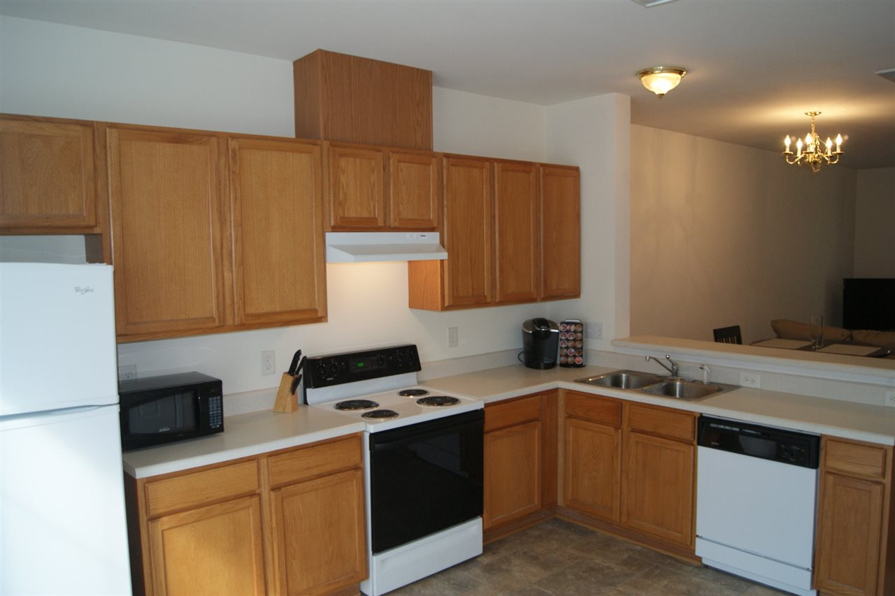 4623 Ravi Road Raleigh, NC 27604 - Photo 9 of 25 Photo 9