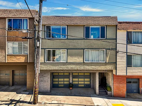 $2,400,000 | 915 Burnett Avenue, San Francisco, CA 94131