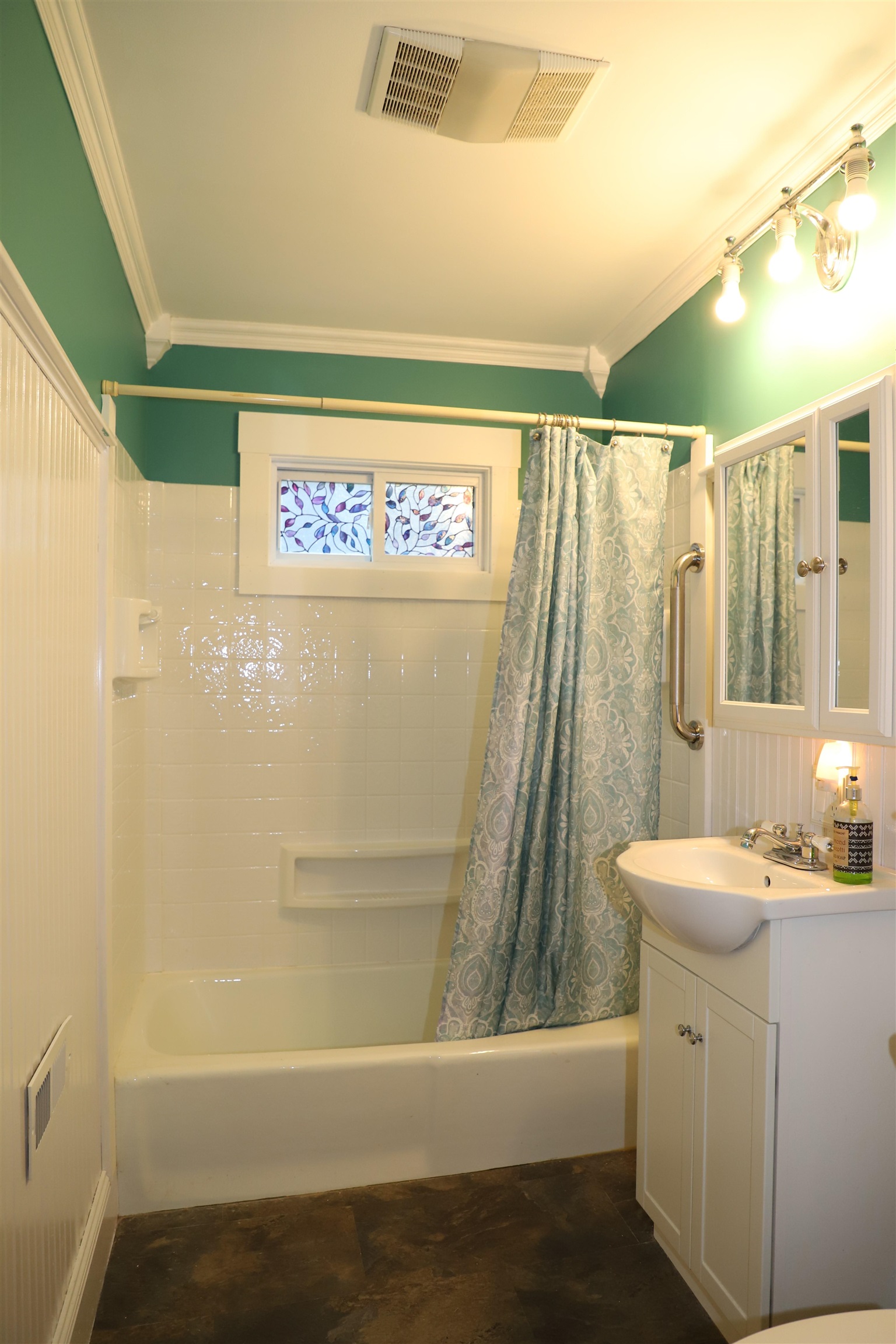 24 South Street Rockingham, VT 05101 - Photo 23 of 55 Gallery Image 23