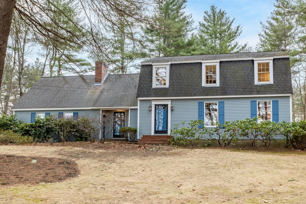 21 Green Road Bolton, MA 01740 - Photo 1 of 38