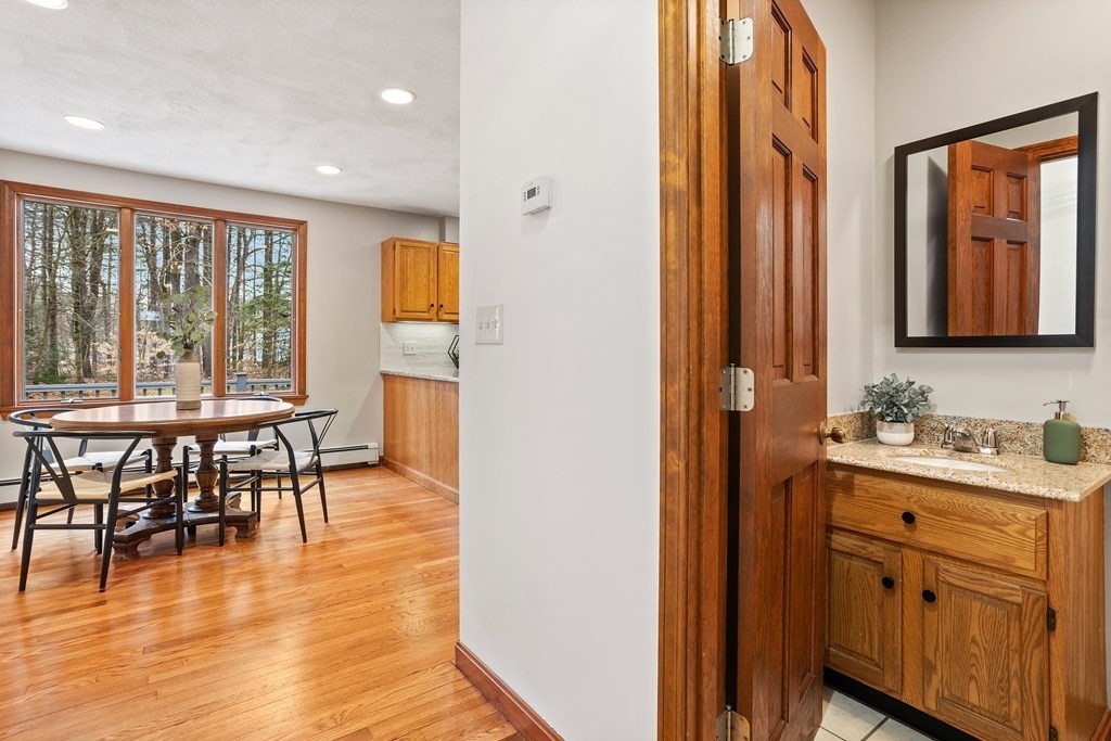 21 Green Road Bolton, MA 01740 - Photo 18 of 38