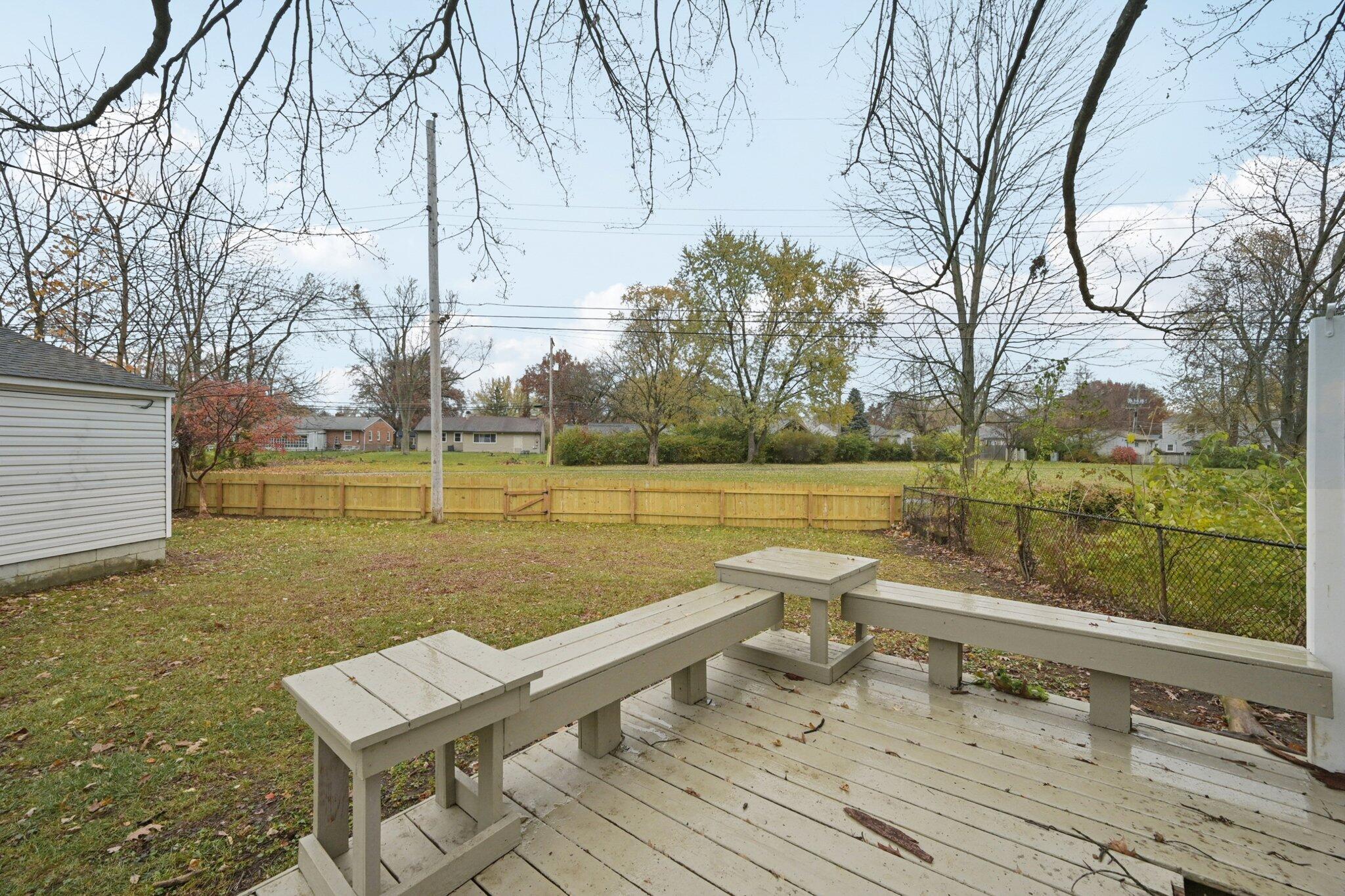 218 Darbyhurst Road Columbus, OH 43228 - Photo 7 of 23 1-web-or-mls-Darbyhurst Rd-S1911-052