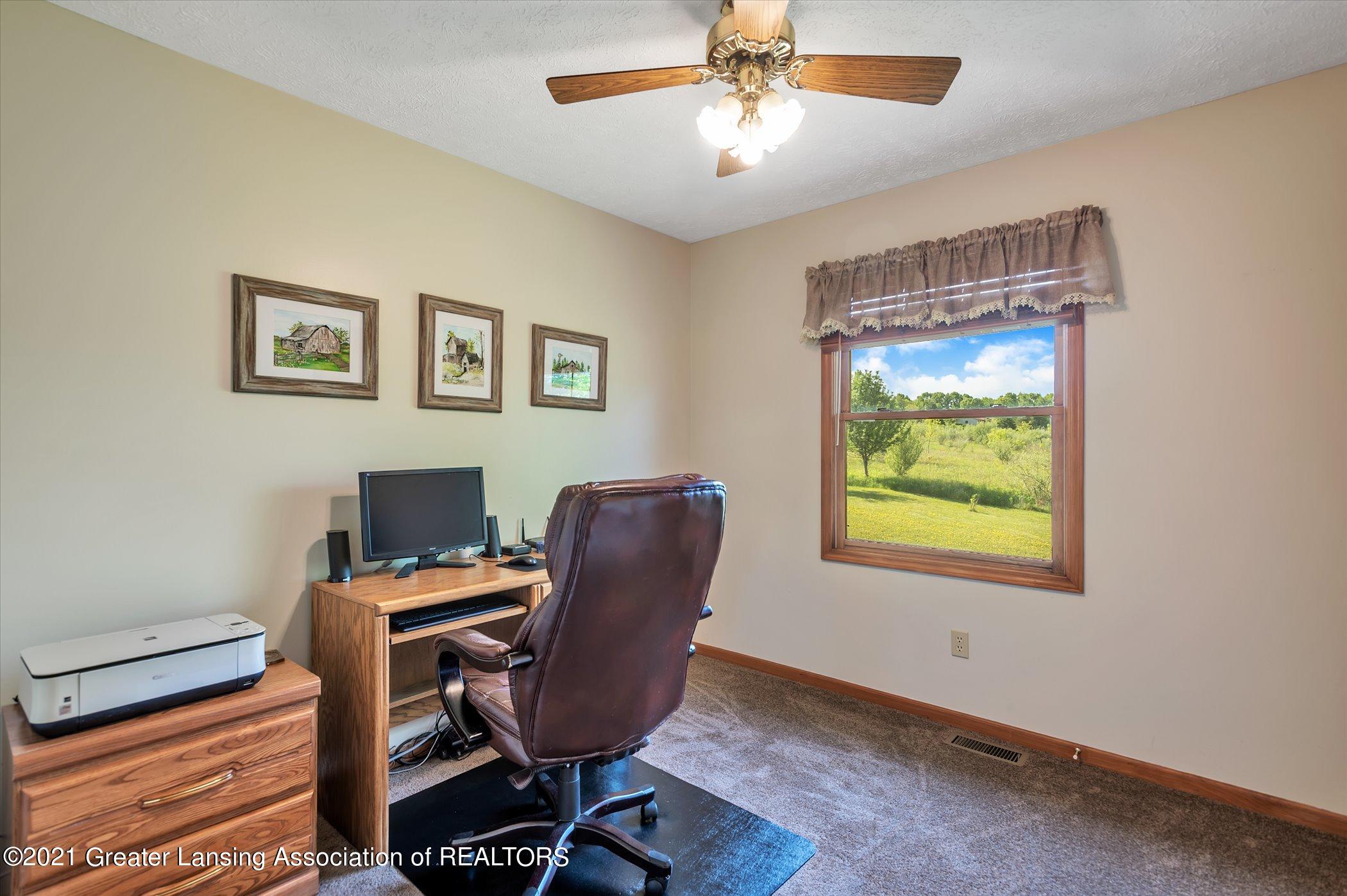 11516 Brown Road Springport, MI 49284 - Photo 15 of 34 15-11516-Brown-WindowStill-Real-Estate-P