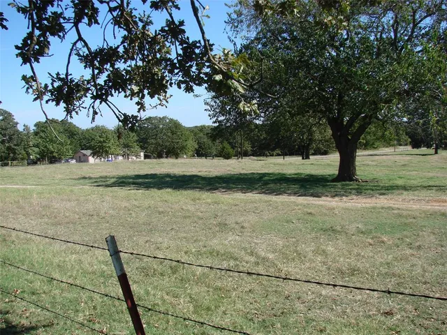 $1,130,000 | 34 Denton Road, Gordonville, TX 76245