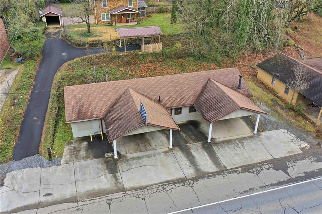 520 Waleska Road Canton, GA 30114 - Photo 26 of 33 an aerial view of a house with a yard