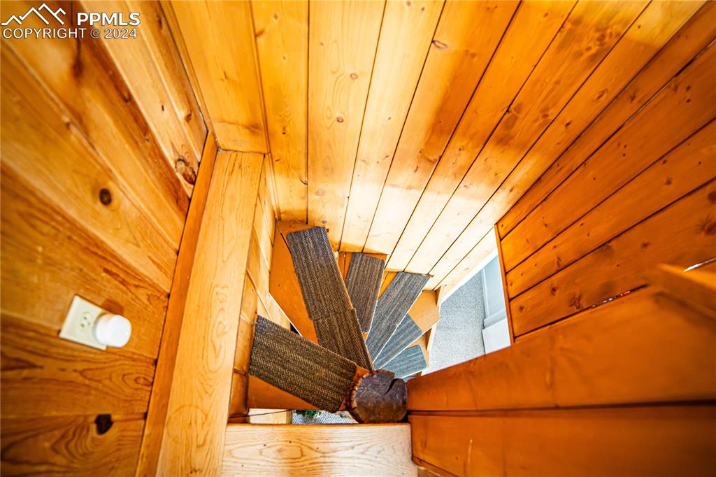 5870 Paona Road Cascade, CO 80809 - Photo 18 of 27 a view of outdoor space and yard