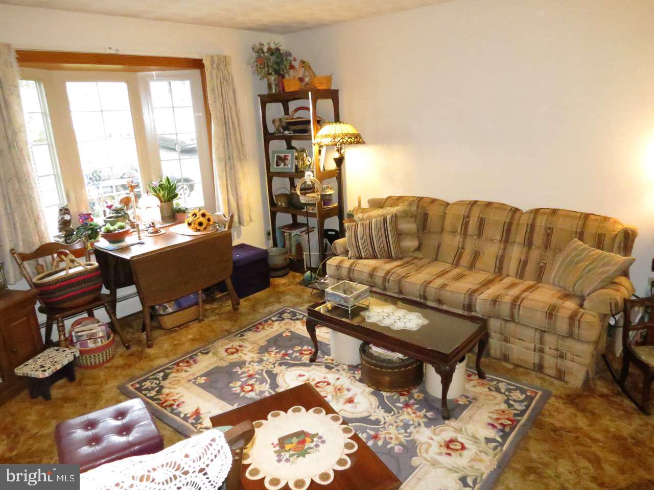 2475 Log Cabin Road York, PA 17408 - Photo 9 of 33