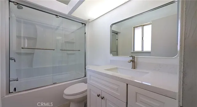 $2,300 | 10707 White, Adelanto, CA 92301