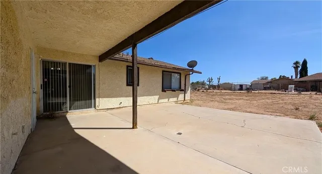 $2,300 | 10707 White, Adelanto, CA 92301