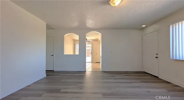 $2,300 | 10707 White, Adelanto, CA 92301