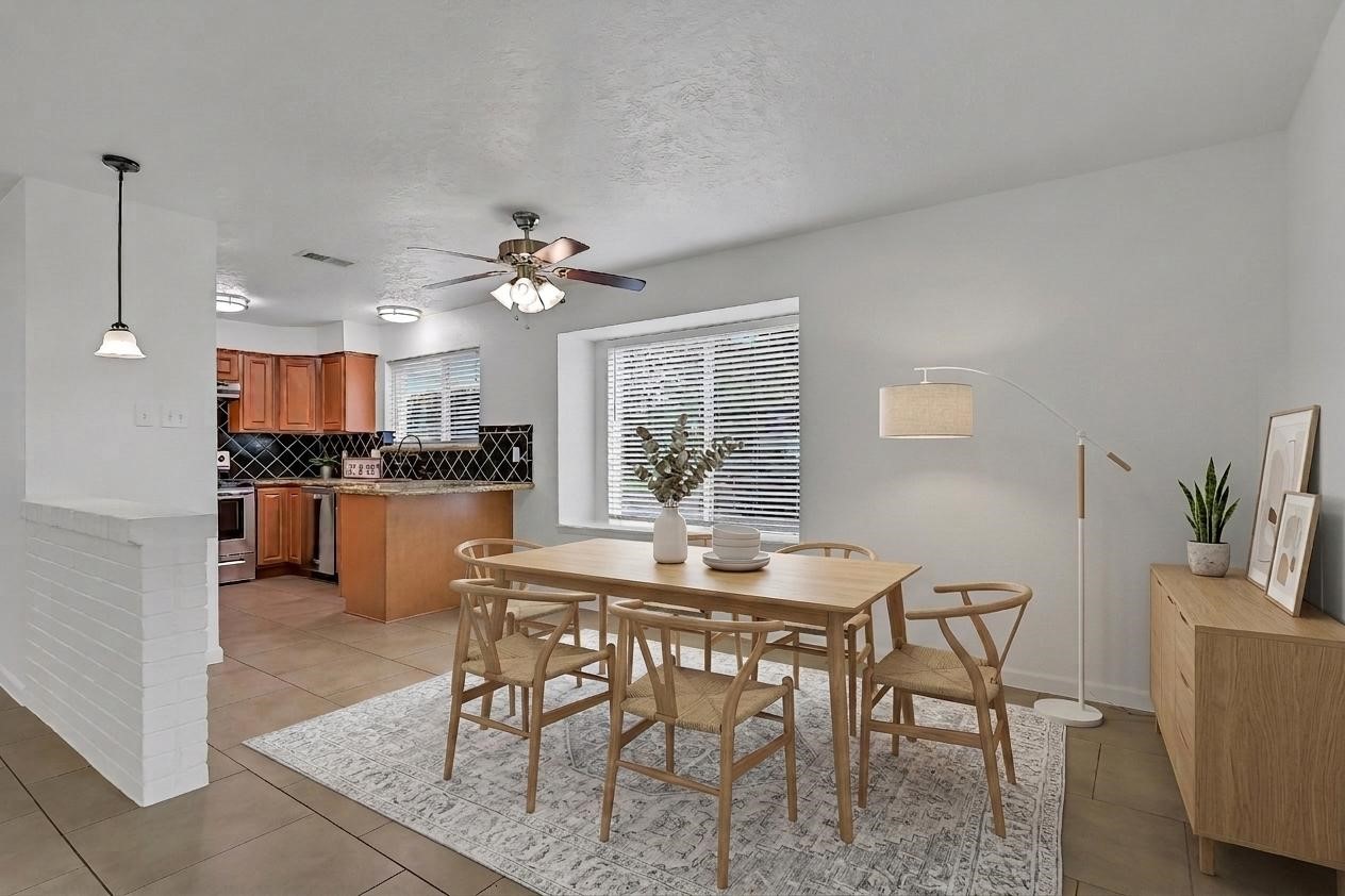 2414 Heather Ridge Court Webster, TX 77598 - Photo 4 of 25